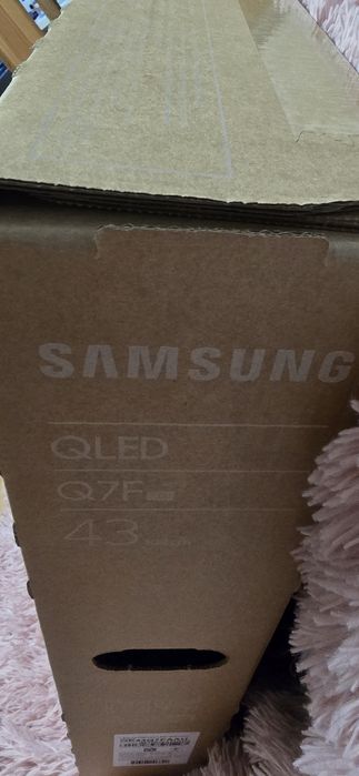 Телевізор Samsung QE43Q7FAAUXUA