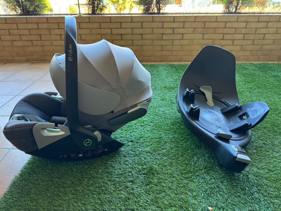 Cybex Cloud T I-size Plus Mirage Grey Base T black