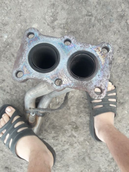 Труба прийомная с лямба-зондом ваз 21099