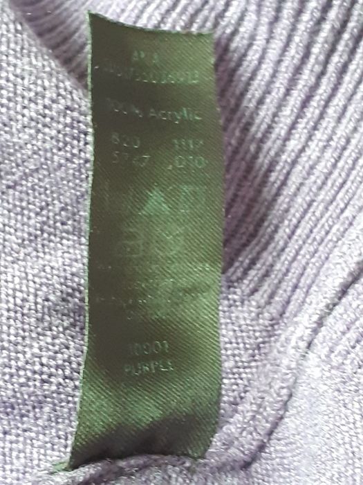 Sweter damski w szpic