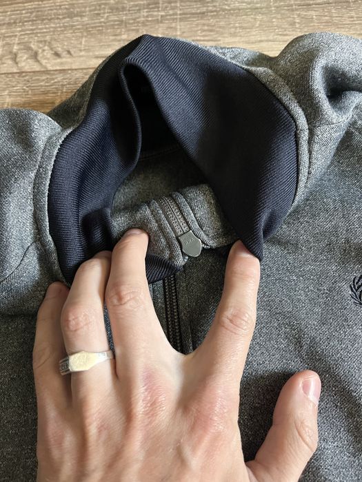 Casual Олімпійка від Fred Perry