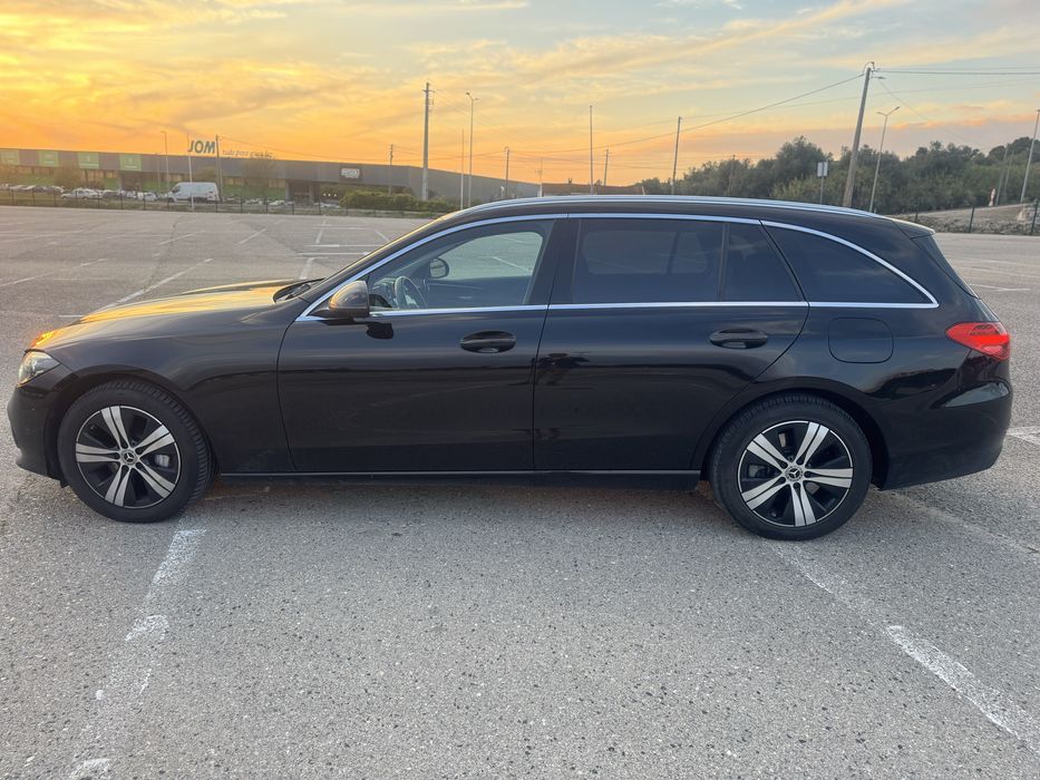 Mercedes Benz C300 E -2022 - ate 85 km em 100% eletrico