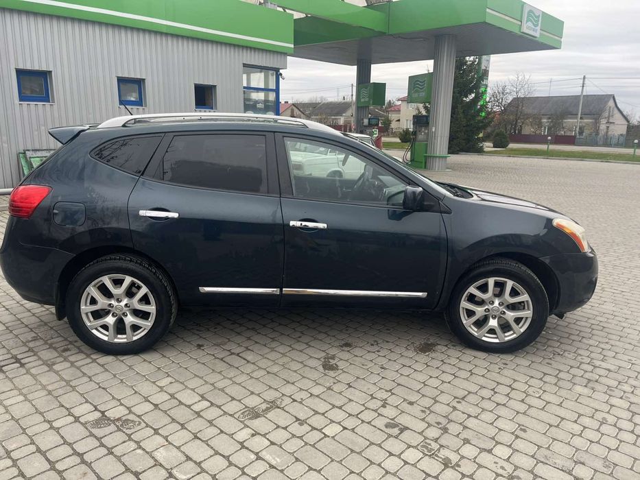 ПРОДАМ  авто нісан рог 2013р