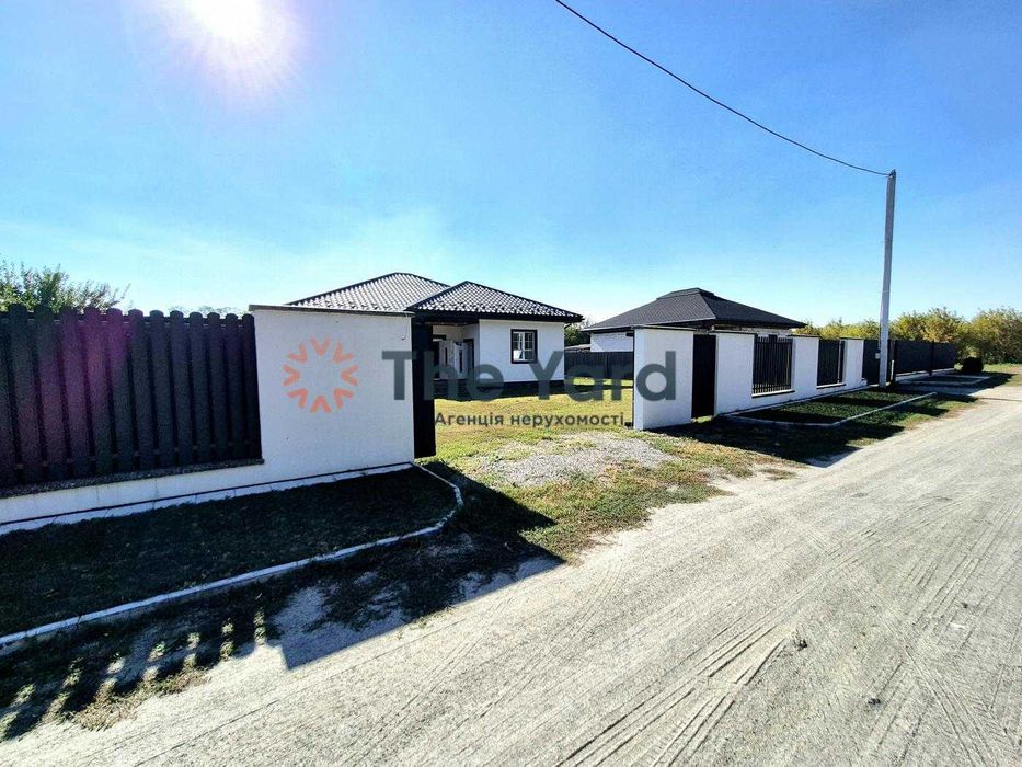 Продаж будинку село Проців 155 кв.м. ділянка 17 сот. поряд ліс