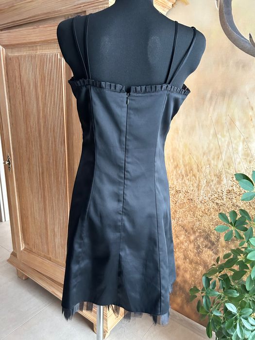 Elegancka czarna sukienka M