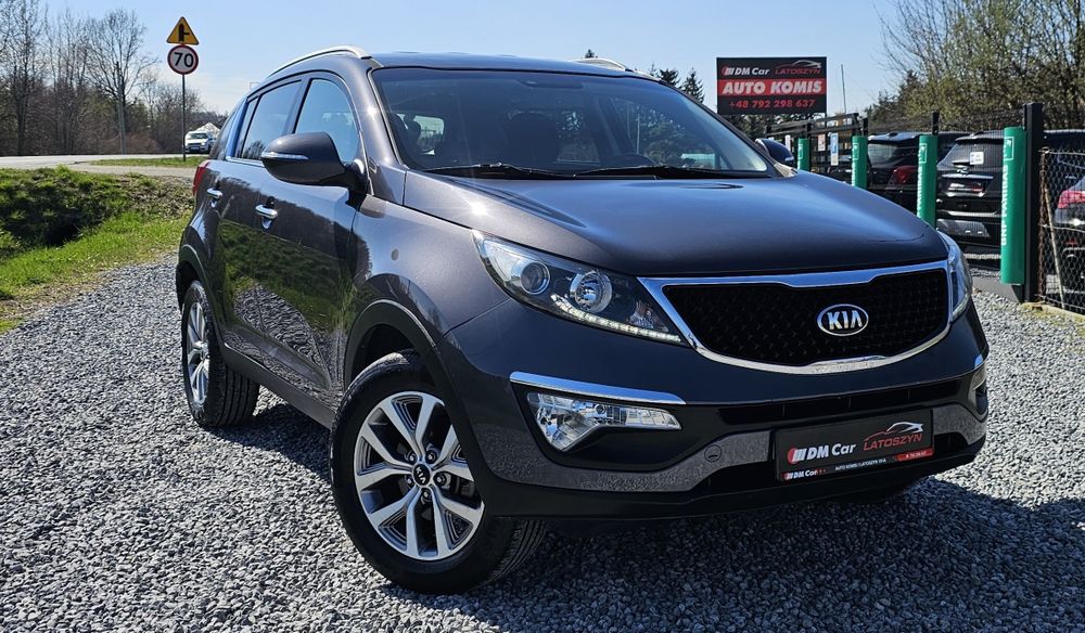 Kia Sportage 1.6 benzyna bardzo ładna Navi Kamera