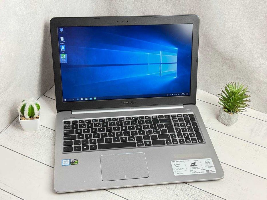 Asus K501U i5-6200 8ram ssd 256 GTX 950M 2gb 1920 1080 FullHD