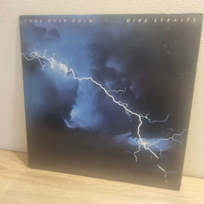 DIRE STRAITS - Love Over Gold