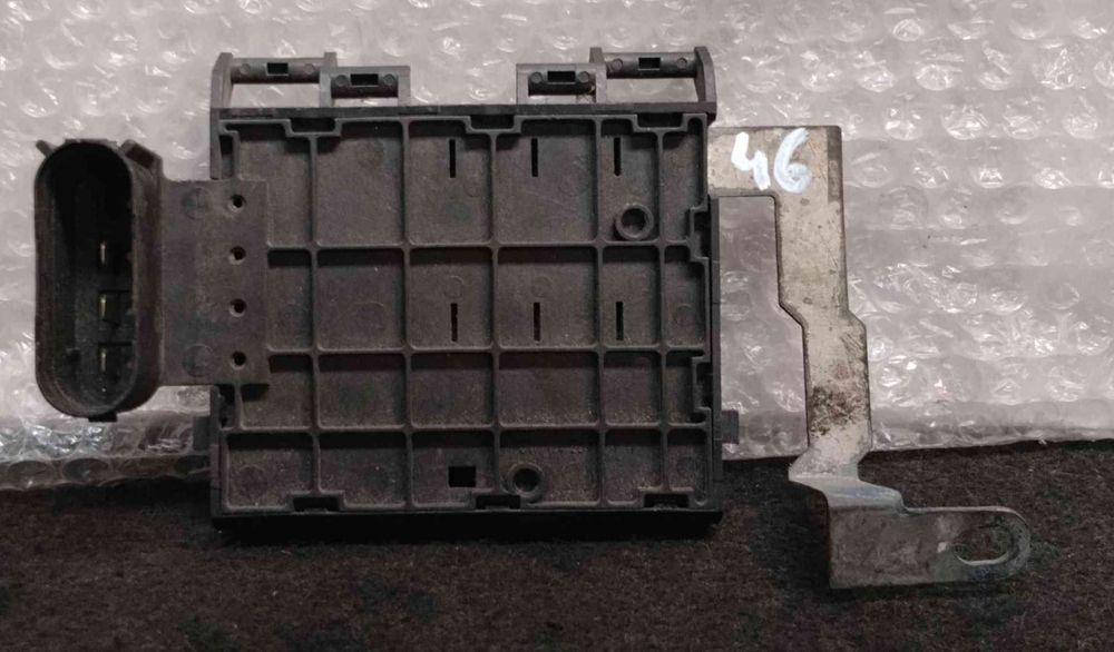 Caixa Fusíveis da Bateria - VW POLO