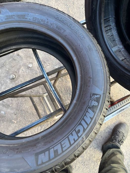 Шины БУ 205 60 R 16 Michelin energy saver Лето Пара резина