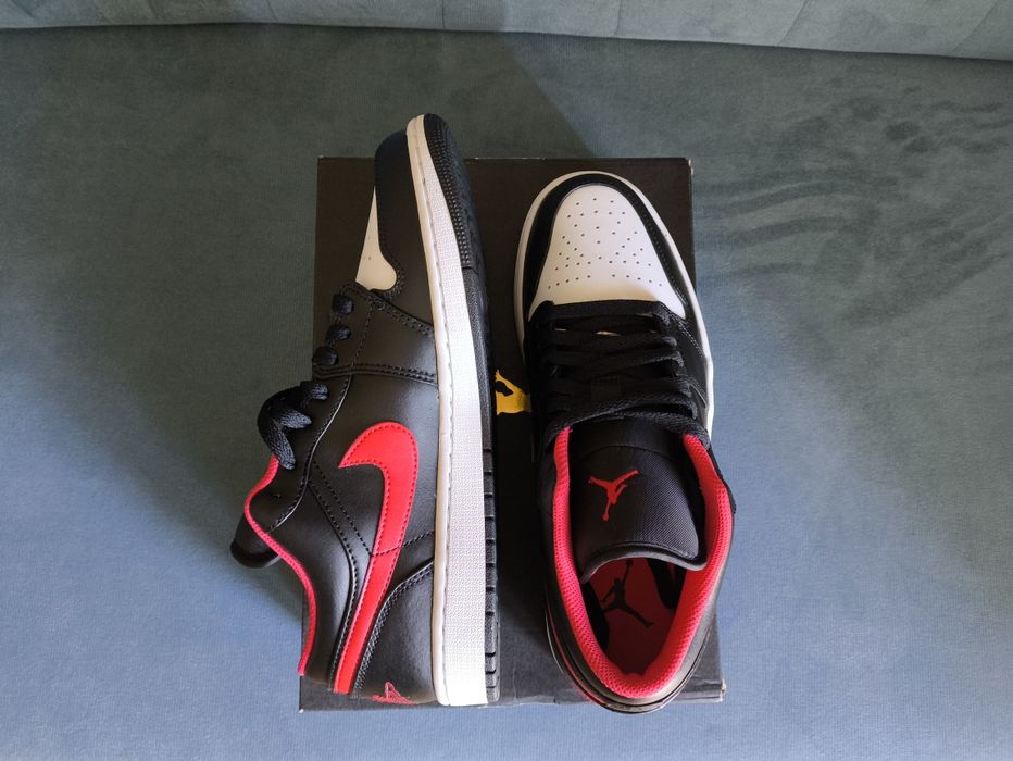 Buty Air Jordan 1 low 'Black Fire Red' rozmiar 42,5