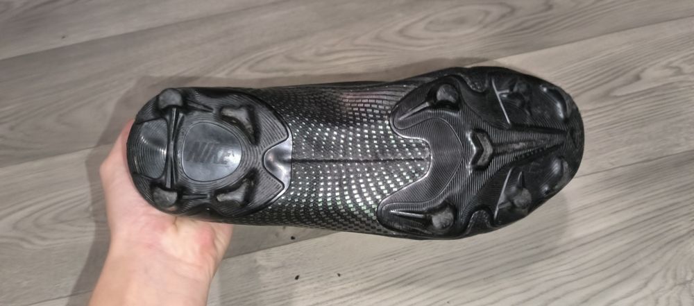 Футбольні бутси nike mercurial