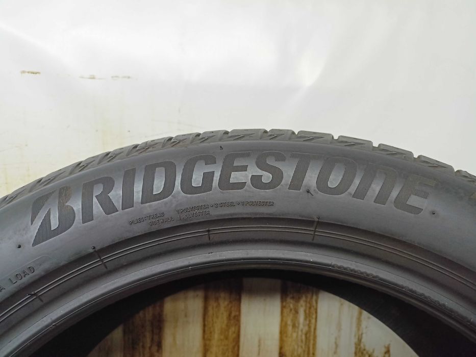 Bridgestone Turanza T005 245/45/18 18-19r. 100Y 2x6,7mm 2x5,6mm (4405)