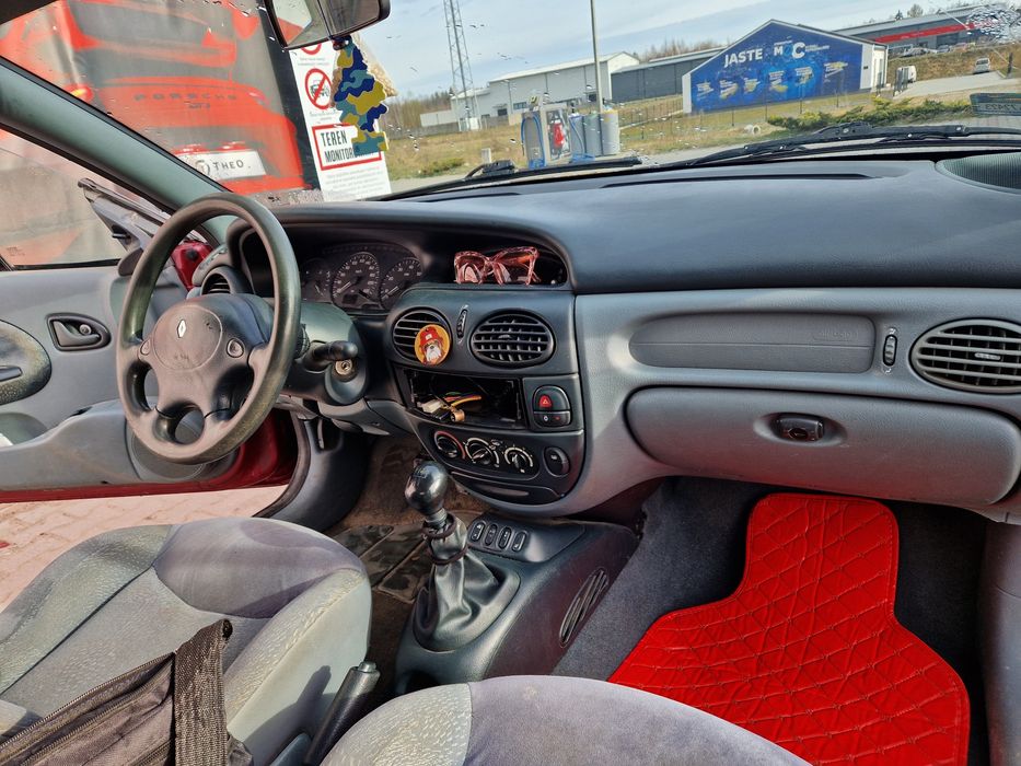 Kabriolet cabrio Kiler legenda Renault Megane 1997 1.6 benzyna