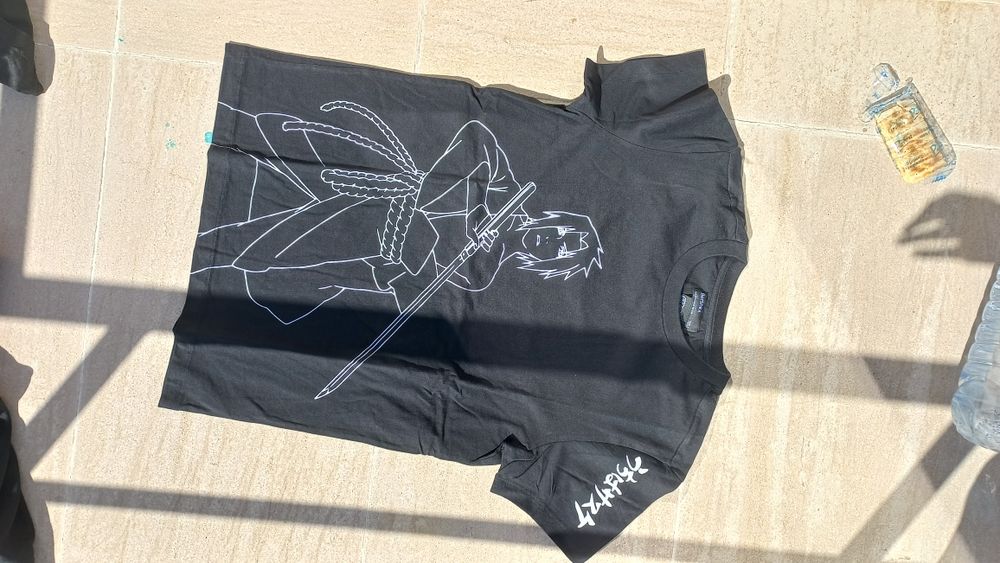 Anime camilosas T-shirts