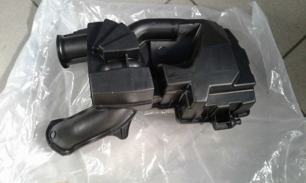 Łapacz rezonator powietrza 1.6 SCENIC III MEGANE