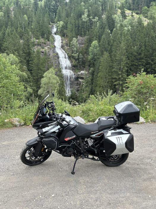 KTM Super Adventure S 1290