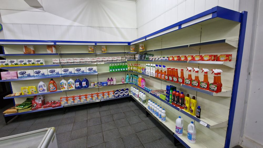 Prateleiras supermecado