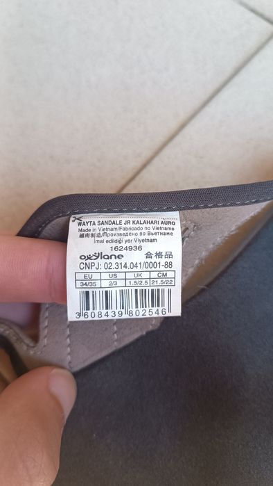 Sandálias Cinzentas e Verdes