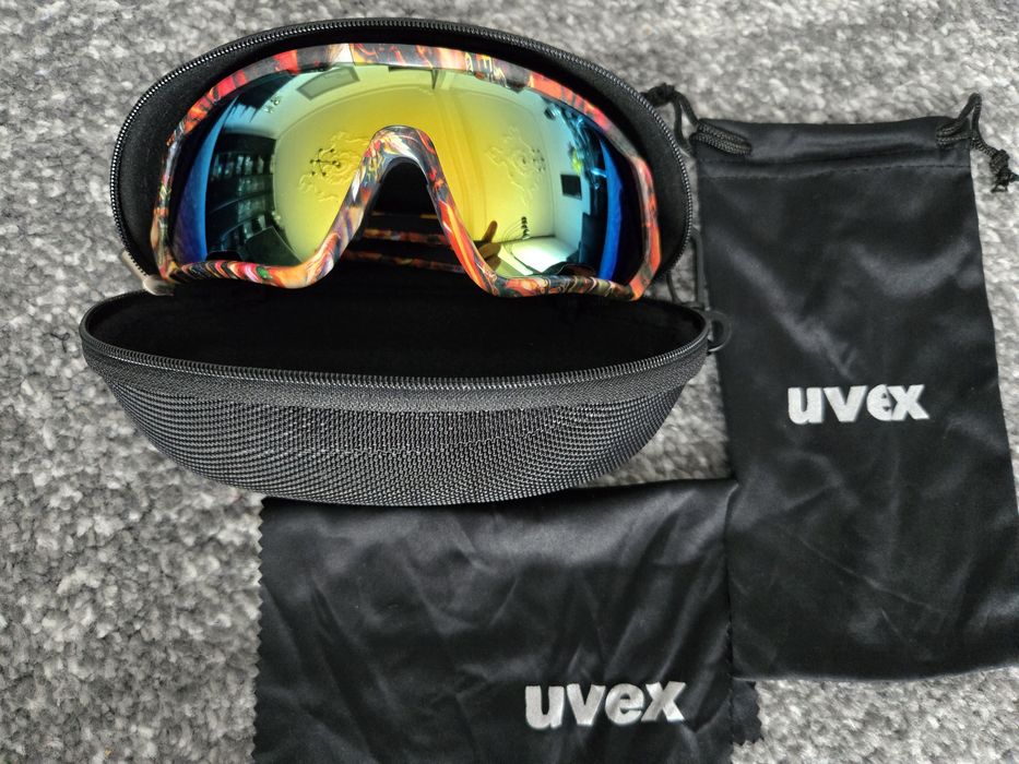 Okulary Sportowe UVEX Polaryzacja Z Etui  Na Rower Do Biegania