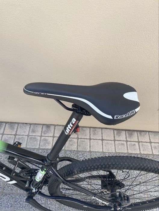 Bicicleta de BTT da marca Jorbi