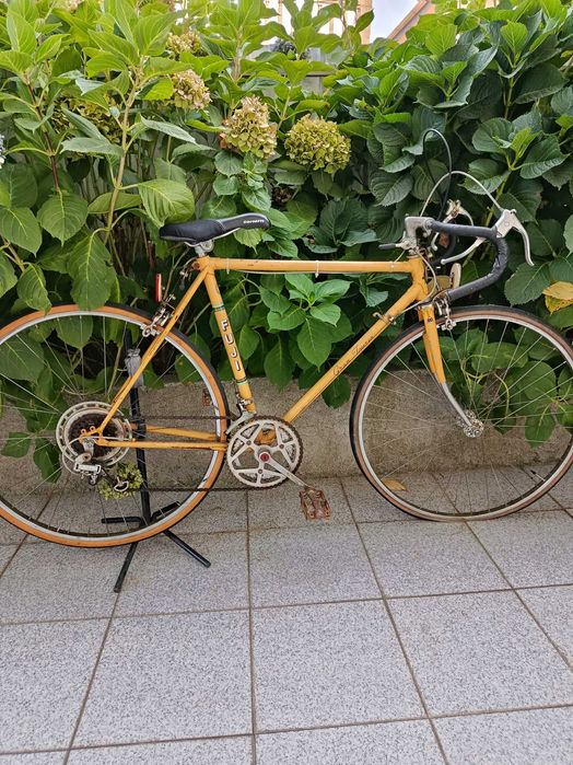 Bicicleta estrada antiga Fuji