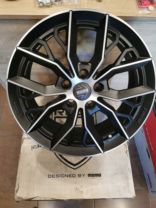 Легкосплавний диск MOMO Massimo R17 7,5J 5x112 ET40 DIA79,6 Matt Black Polished