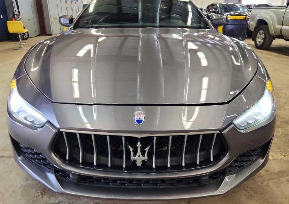 Maserati Ghibli бампер передний и задний  разборка Мазерати Гибли