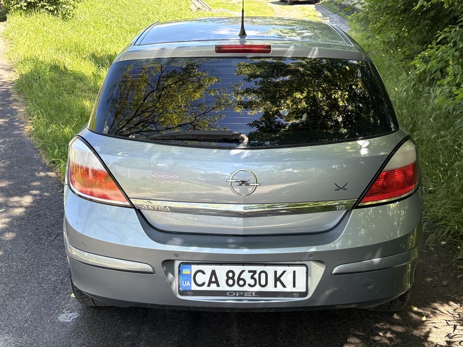 Astra 1.8 АВТОМАТ,не робот!Рідна фарба.