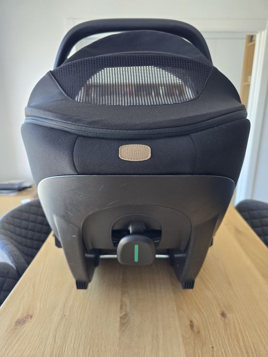 Cadeirinha de Carro Chico + adaptadores