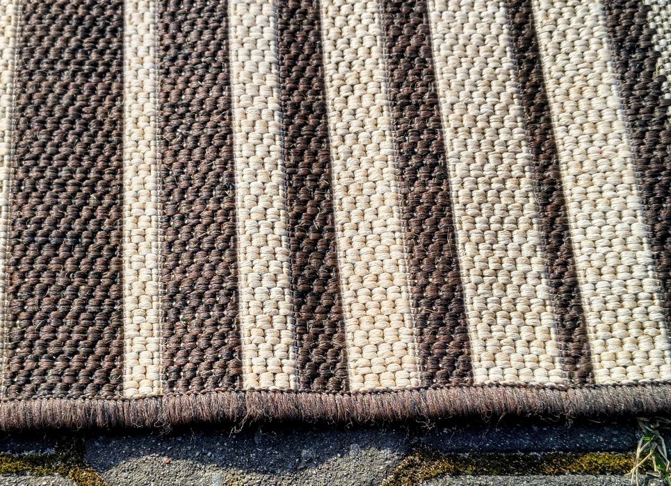 Dywan 160 x 120 cm stan jak Nowy