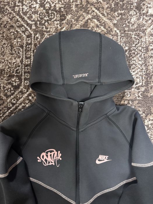 Кофта Nike tech fleece x Syna world