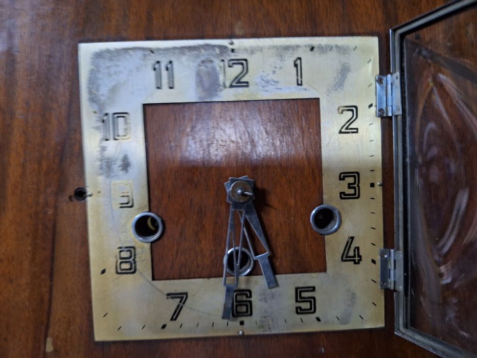 Carillon Clock424346818624235523