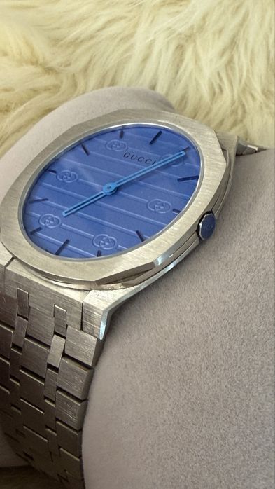 Gucci Zegarek 25H