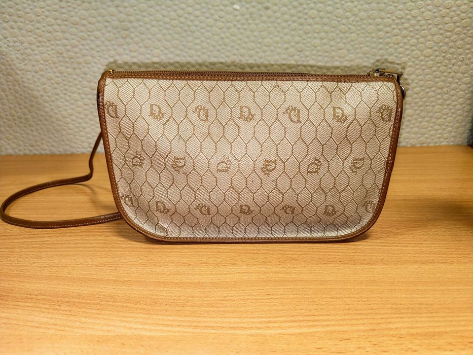 сумка Honeycomb Crossbody от Christian Dior