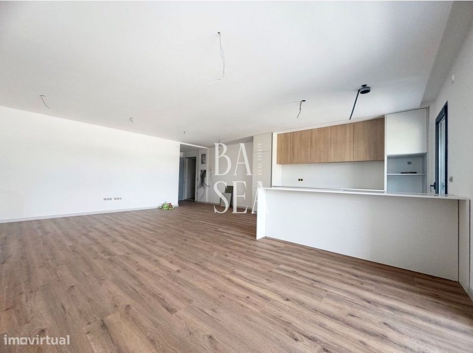 T3 Apartment in Gated Community with Terrace in Celeirós, Braga