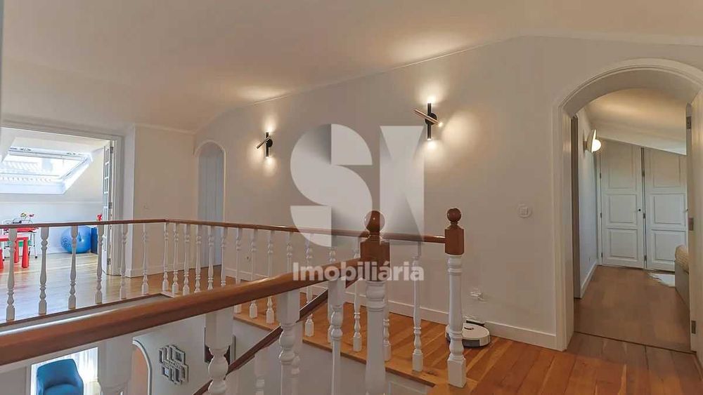 Apartamento T6 Celas duplex