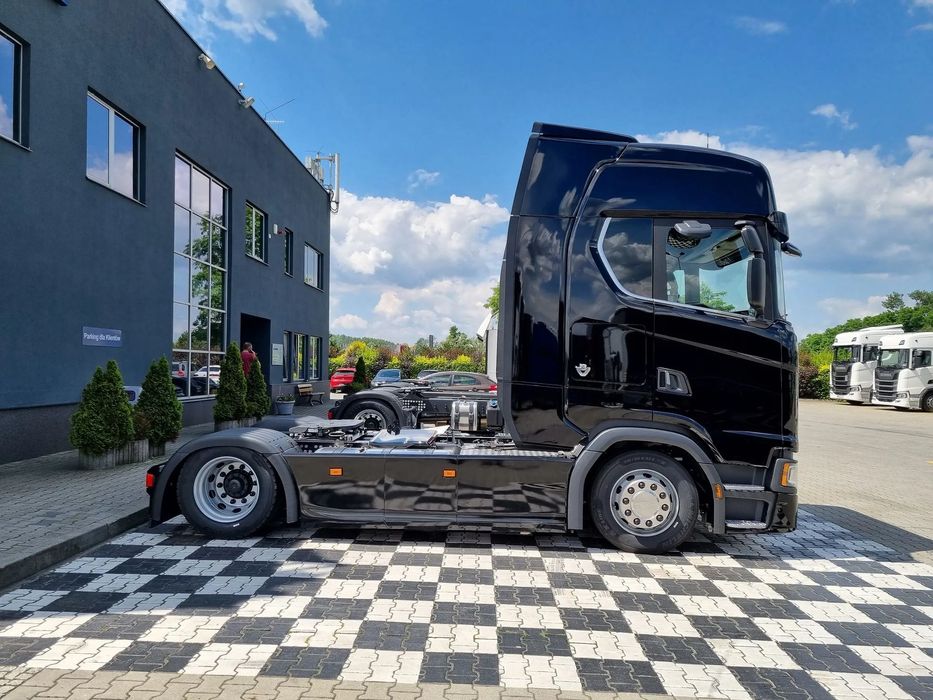 Zabudowy osłony spoilery spojlery owiewki międzyosiowe Scania NTG R S low liner Super