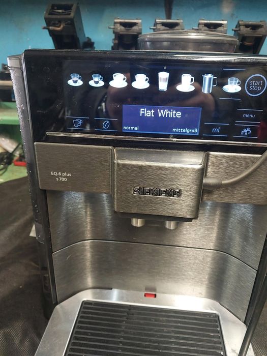 Naprawa Serwis Ekspresow do kawy Siemens Saeco Jura Melitta Nivona Miele Bosh
