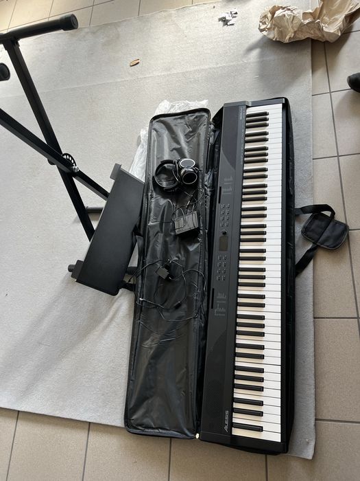 Alesis Keyboard 88 klawiszy