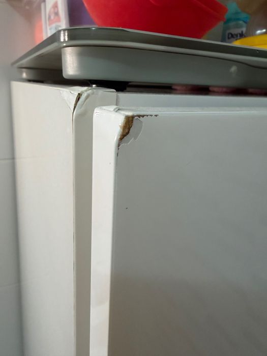Armário branco WC