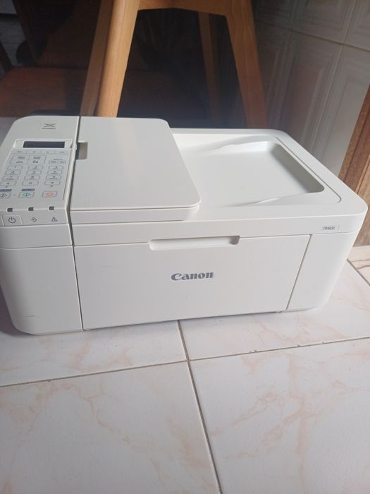 Máquina de fotocópias canon