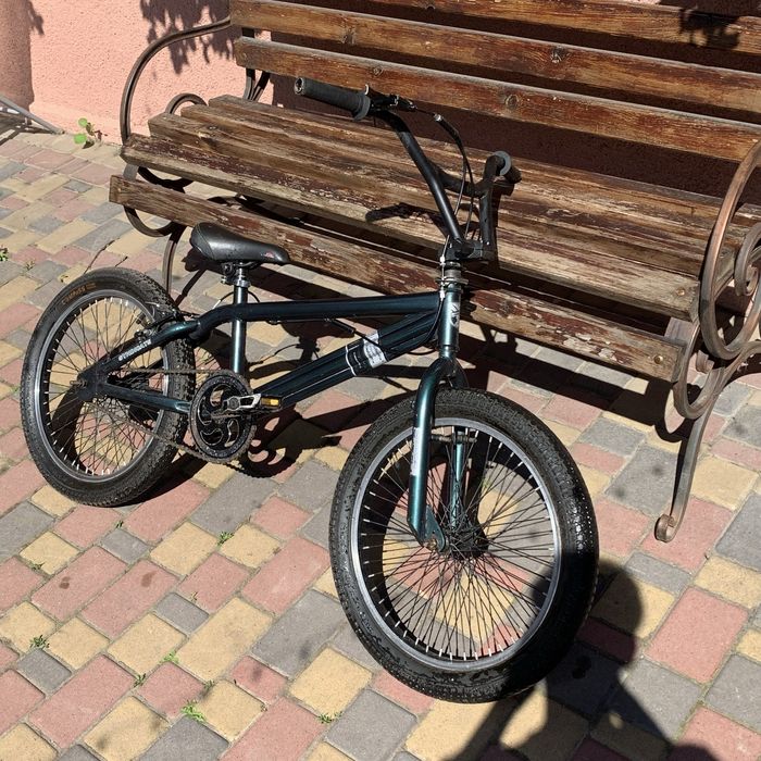 продаю велосипед BMX crosser