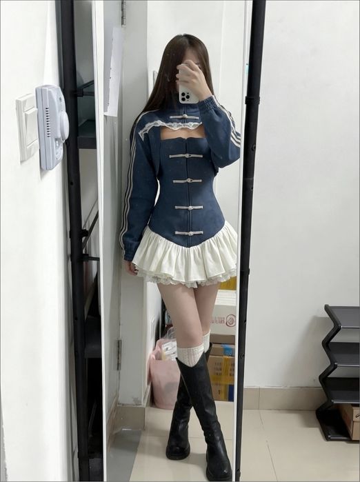 Сукня з корсетним дизайном у sporty стилі (adidas-inspired)