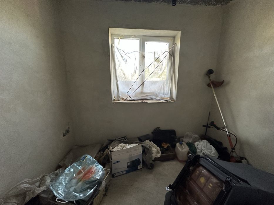 Продам особняк вул. Коновальця з балконами та гаражем площа 170м2