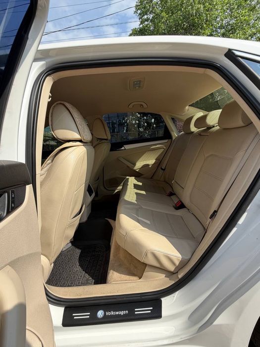 Volkswagen Passat 2012