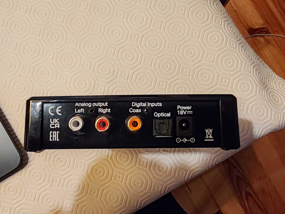 Pro-Ject - DAC Box E - Conversor D/A