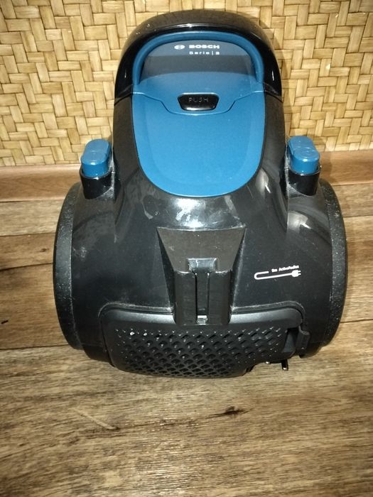 Пилосос без мешка BOSCH Series 2