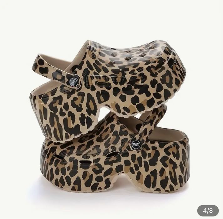 Сандалі крокси з леопардовим принтом на платформі на товстій підошві