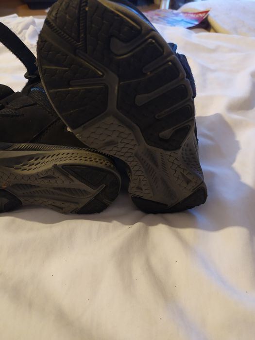 Buty dziecięce Treksta r.25